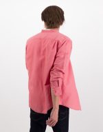 ⁦قميص بأزرار وياقة بجزء داخلي من الكتان⁩ - الصورة ⁦3⁩