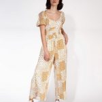 جمبسوت كورسيت بأكمام منفوخة ومزين بالزهور