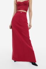 تنورة ضيقة بقصة بينسيل