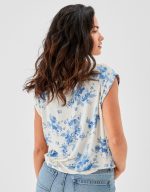 ⁦تي-شيرت بأكمام ملفوفة⁩ - الصورة ⁦3⁩