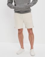 شورت رياضي من نسيج الفليس