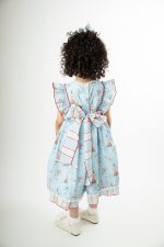 ⁦فستان بناتي بتفاصيل طبعة وفيونكه⁩ - الصورة ⁦2⁩