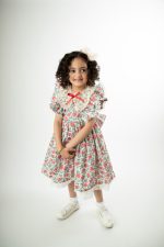 فستان بناتي بتفاصيل فيونكه